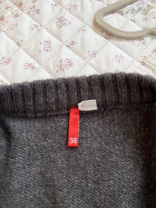 Szary dłuższy kardigan narzutka S 36 H&M wełna moher na guziki