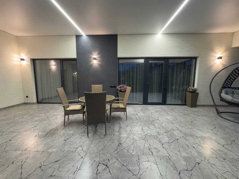 Продається будинок в р-н Тяжилів