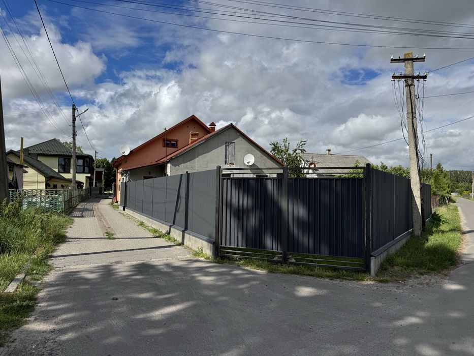 Продам половину хати вул.С.Крушельницької