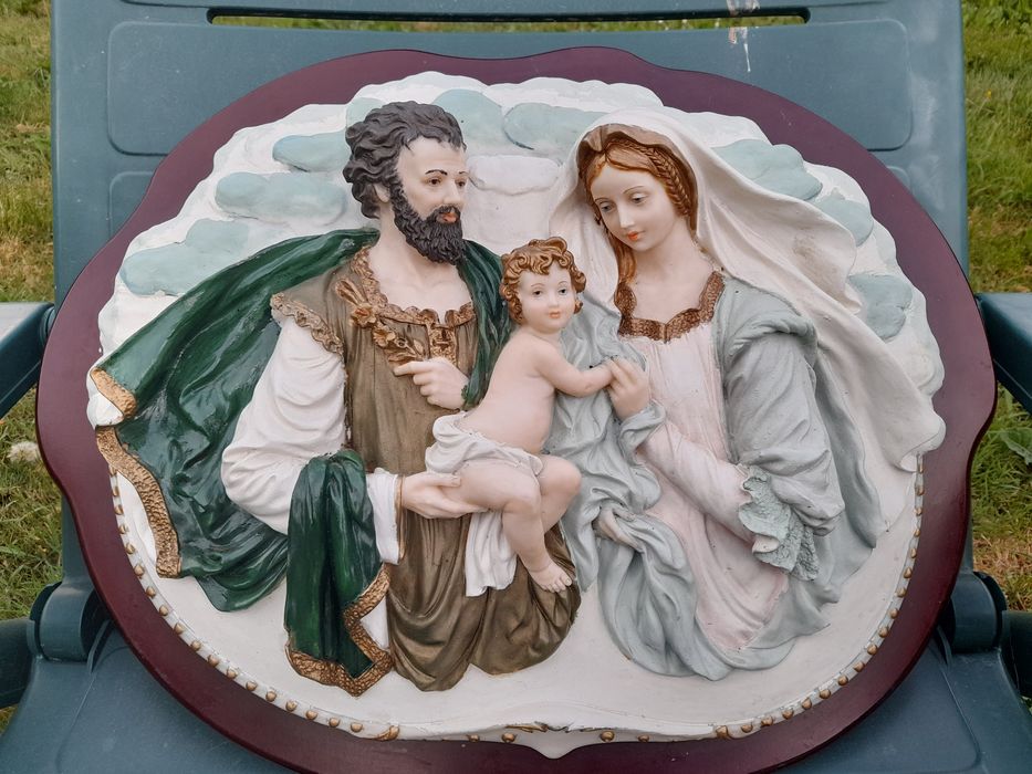 Płaskorzeźba Święta rodzina..