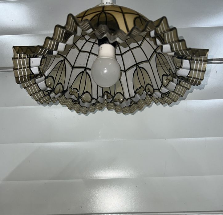 Люстра світильник