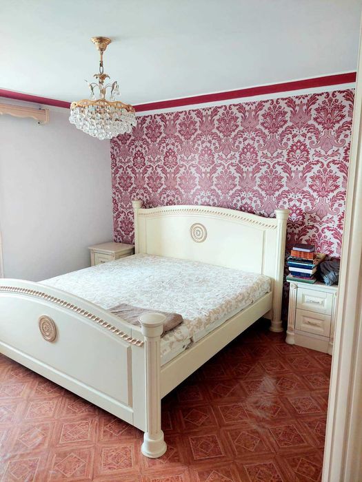 Комплект меблів (шкаф та кровать)