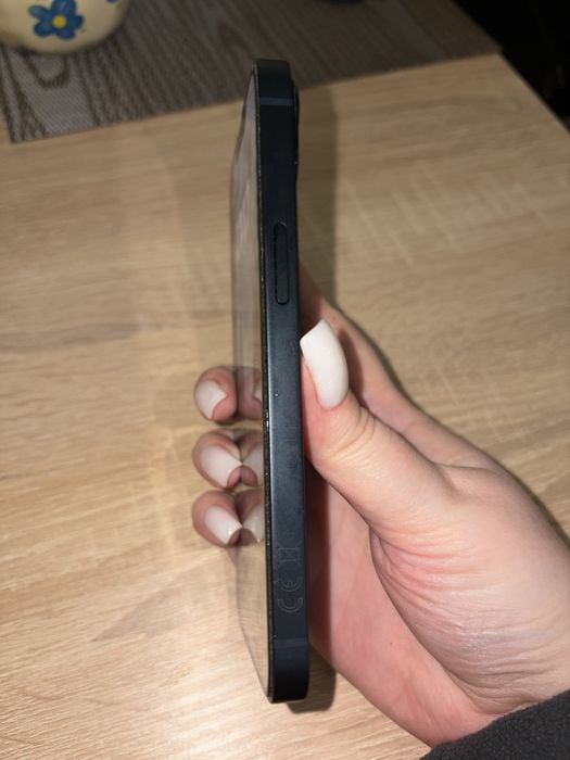 Айфон 13 128 синій колір, відмінний стан