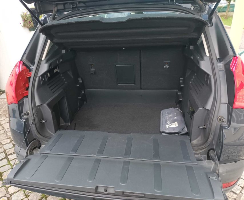 Peugeot 3008 HDi - 10