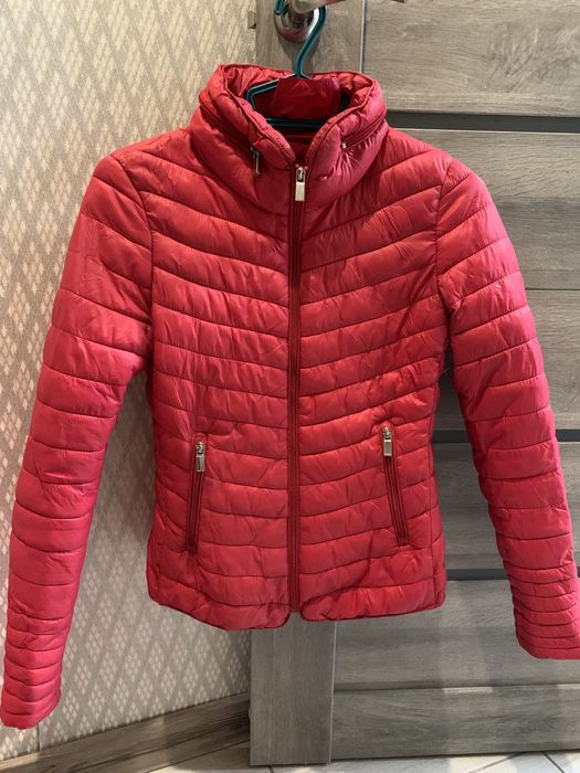 Жіноча куртка, розмір с