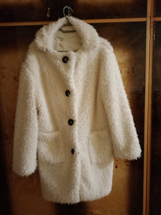 Przepiękne futerko Amisu rozm.M/L