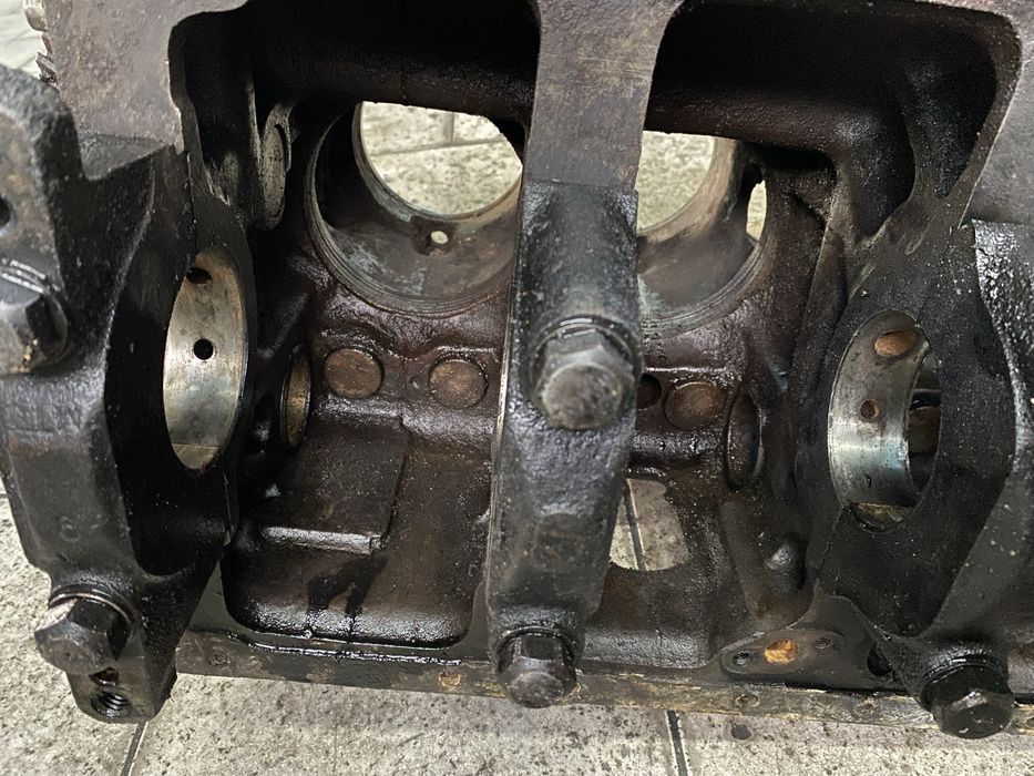 Блок двигуна д240(мтз)