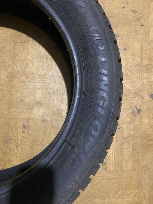 Opony Zimowe 235/55R20