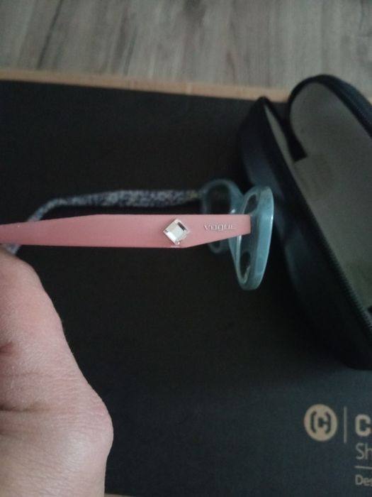 Oprawki firmy Vogue