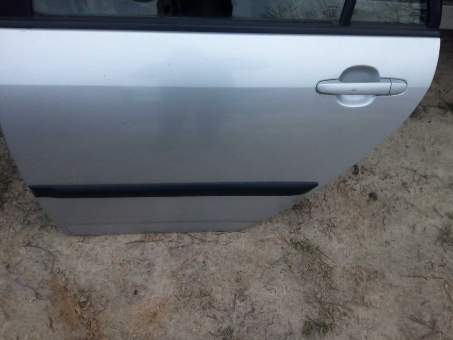 toyota COROLLA E12 drzwi lewy tył vin N S NADWOZIE HB  kolor 199