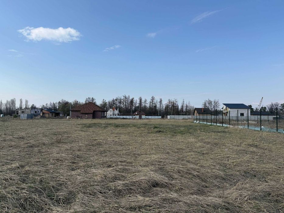 Продаж земельної ділянки під забудову котеджного містечка с.Дмитрівка