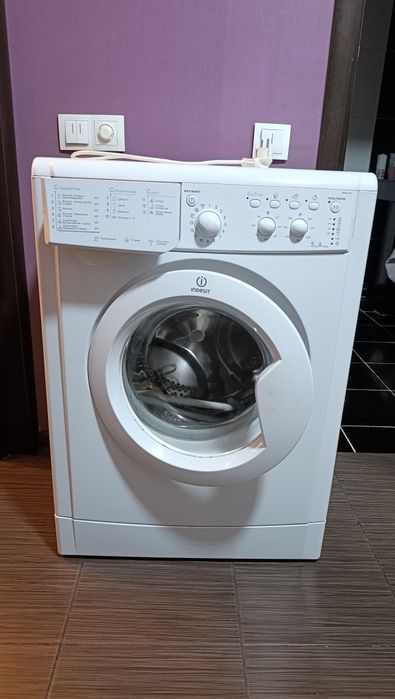 машинка Indesit IWSC5105 на запчастини