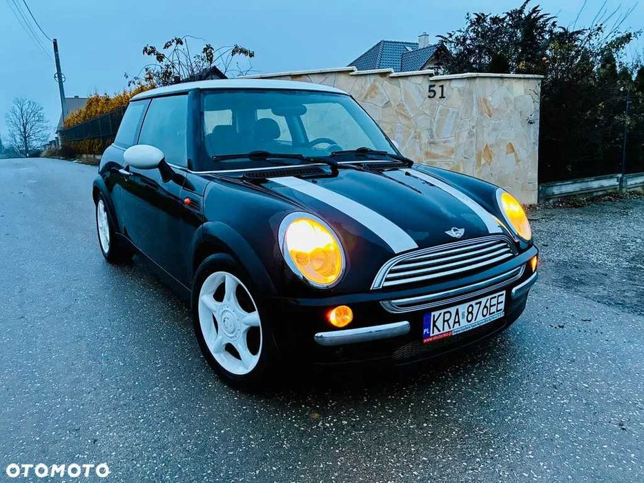 Sprzedam Mini Cooper, dobry stan, wjedzie do SCT