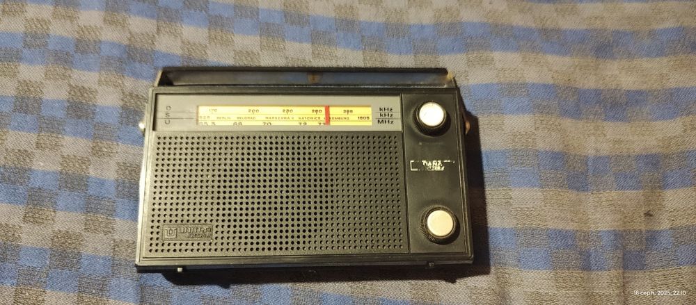 Радио приёмник Telefunken NT 305.Unitra