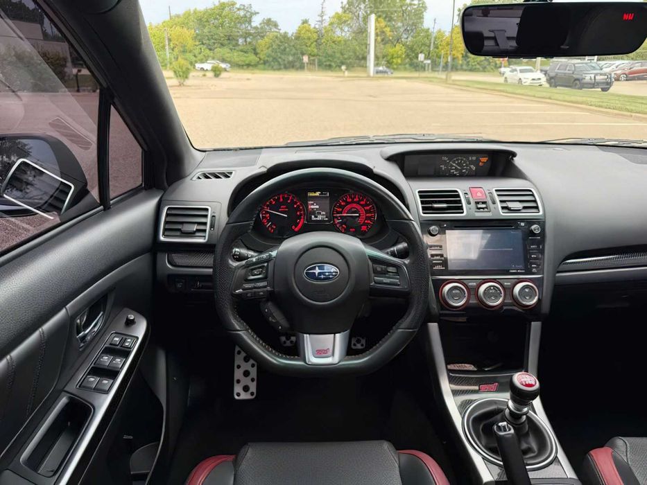 Subaru WRX STI Limited      2017