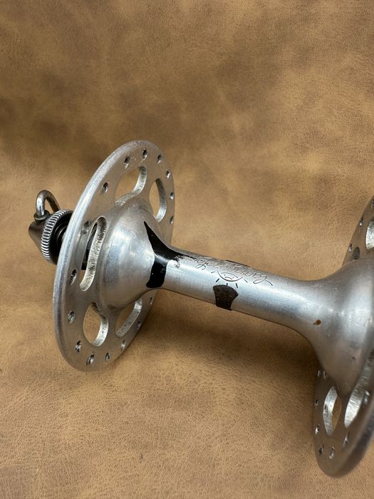 Retro piasta przednia Campagnolo wysoki kołnierz nie Record