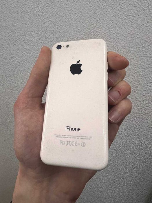 iPhone 5c  заблокований