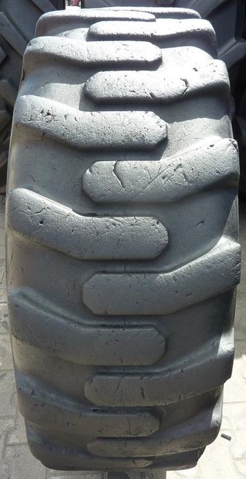 Opona używana przemysłowa 15.5-25 15.5R25 BKT GR288; 1000zł W4001