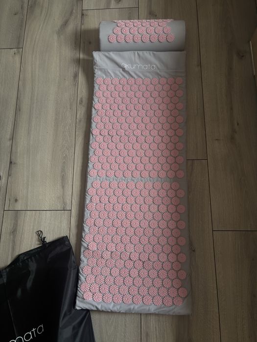 Duża mata do akupresury z poduszką klasyczna XL różowa
