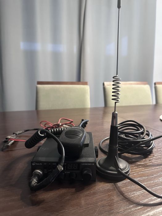 Cb radio M Tech Legend II +antena President