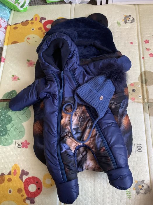 Продам комплект на виписку