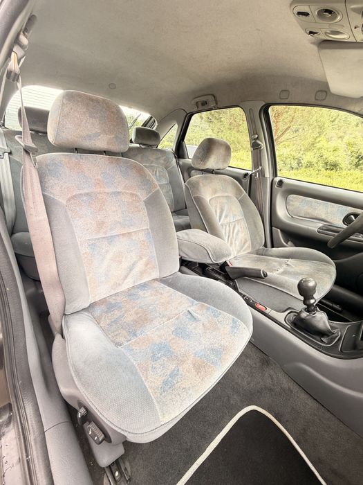 Renault Laguna RXE