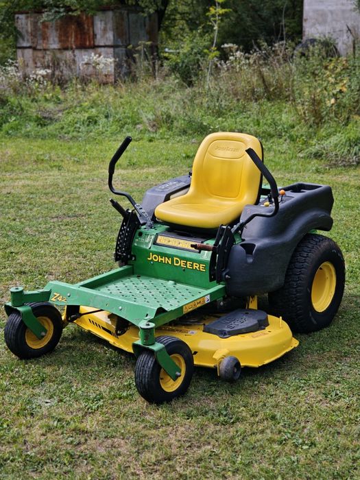 Садовий трактор газонокосарка райдер John Deere Z425 26hp