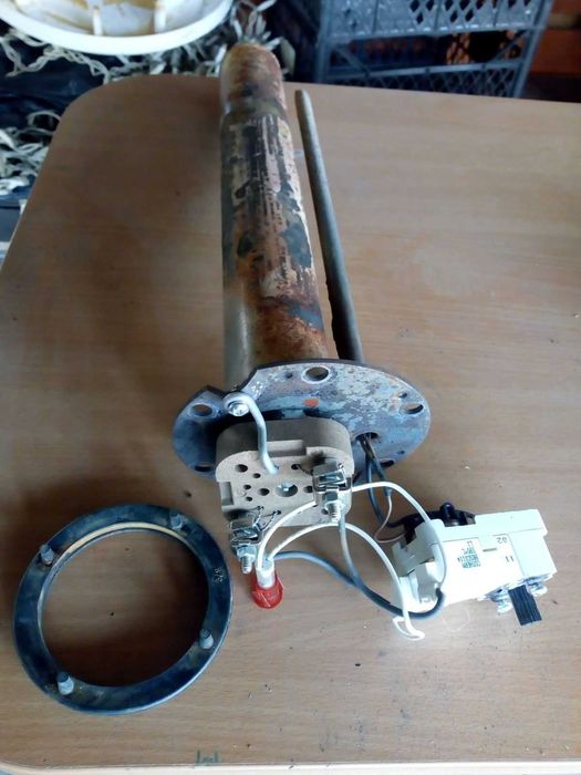 ТЭН "сухой" с термостатом. Бойлер ATLANTIC