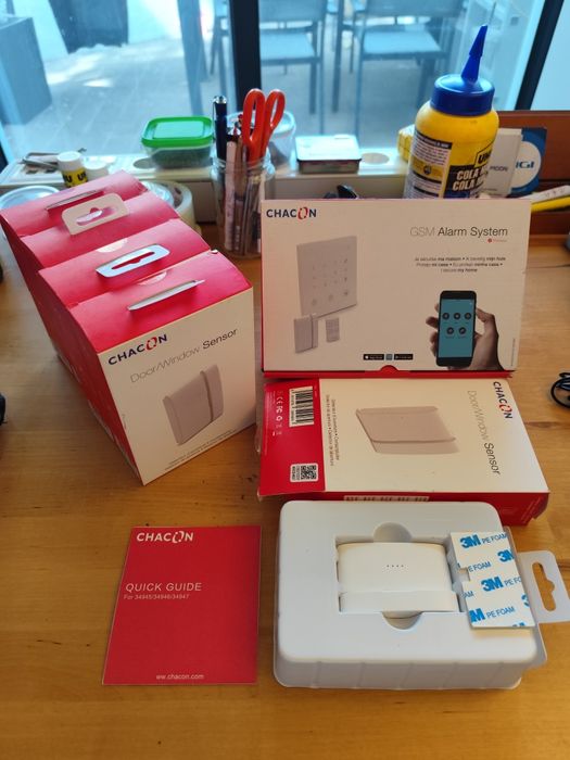 Sistema de Alarme GSM CHACON + 5 sensores de Porta/Janela