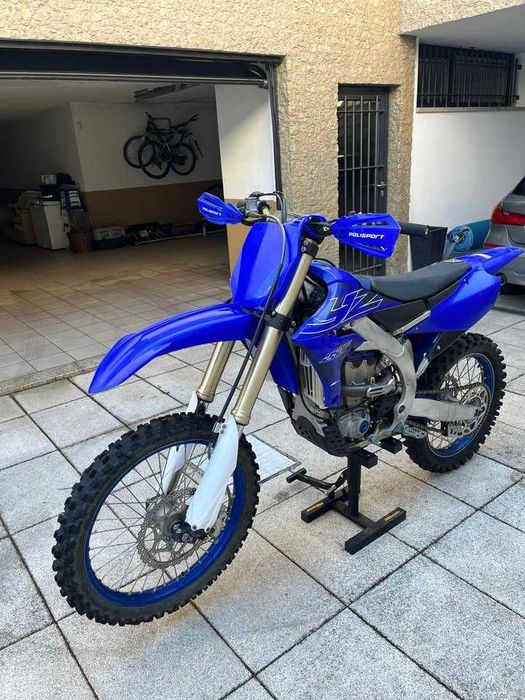 Yamaha YZ250 F 2022