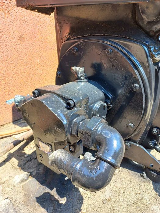 HATZ 2L41C   Двигун з гідронасосом