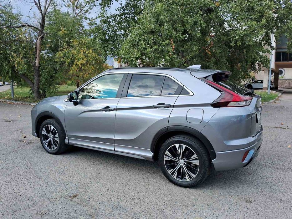 Продам Mitsubishi Eclipse Cross 2022 года.