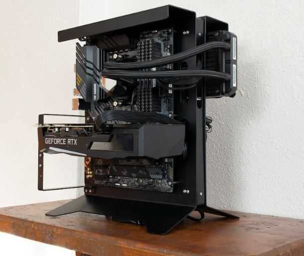 Otwarta obudowa PC, AIR PC , I-CASE ATX, GTX, AIO 280 / 360 mm