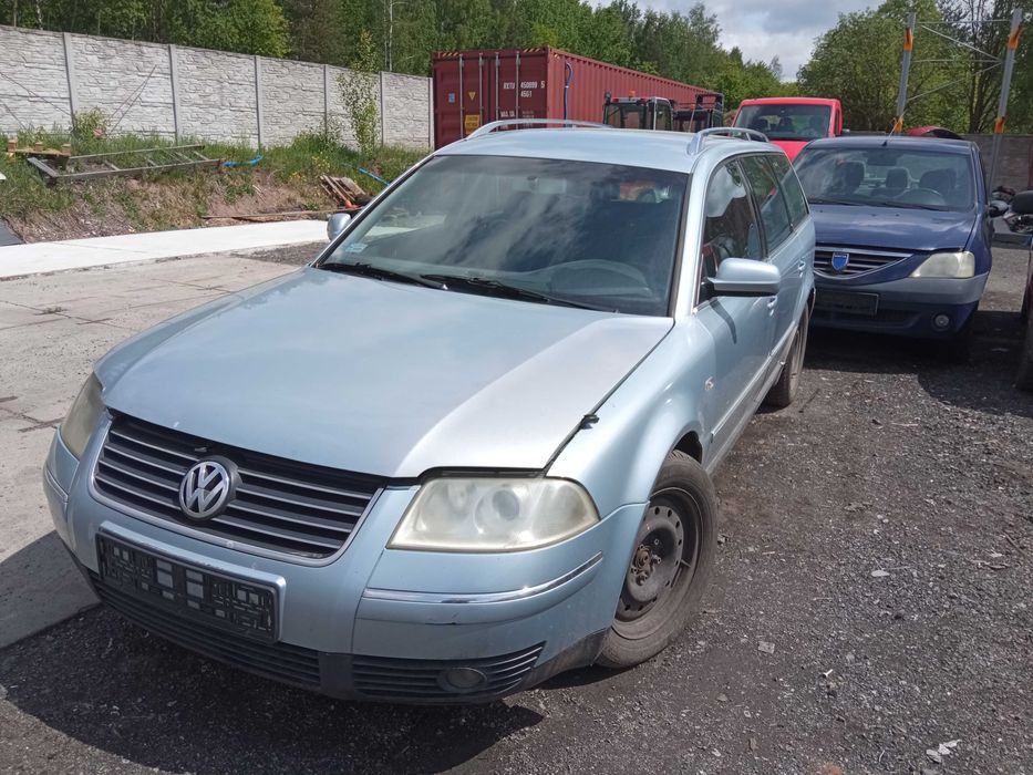 VW Passat B5 1.8T AWT *na części*