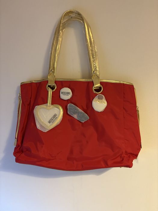 Mala Grande Moschino