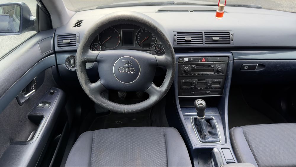 AUDI A4  1.9 TDI DIESEL    130 CAVALOS