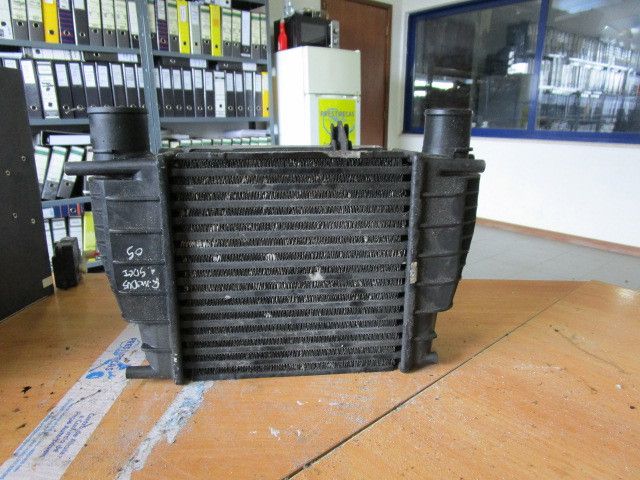 Radiador do intercooler RENAULT Modus/Grand Modus (F/JP0_)