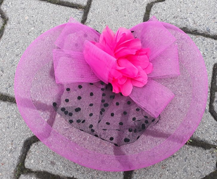 toczek fuksja fascynator do włosów