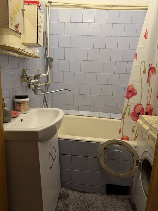 Продається  3-х кімнатна квартира, загальною площею 72,5 м2