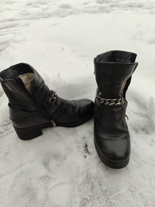 Чобітки зимові жіночі