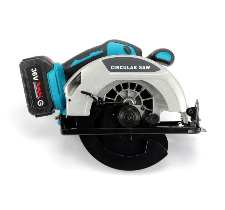 Аккумуляторная дисковая пила Makita DHS680Z | 36V | 6.0 A/h