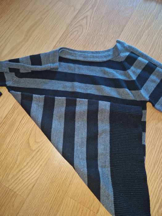 Camisola de malha M/L cinza e preta