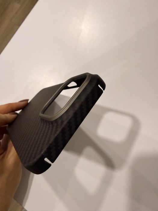 Чехол кевларовый на IPhone 16 pro