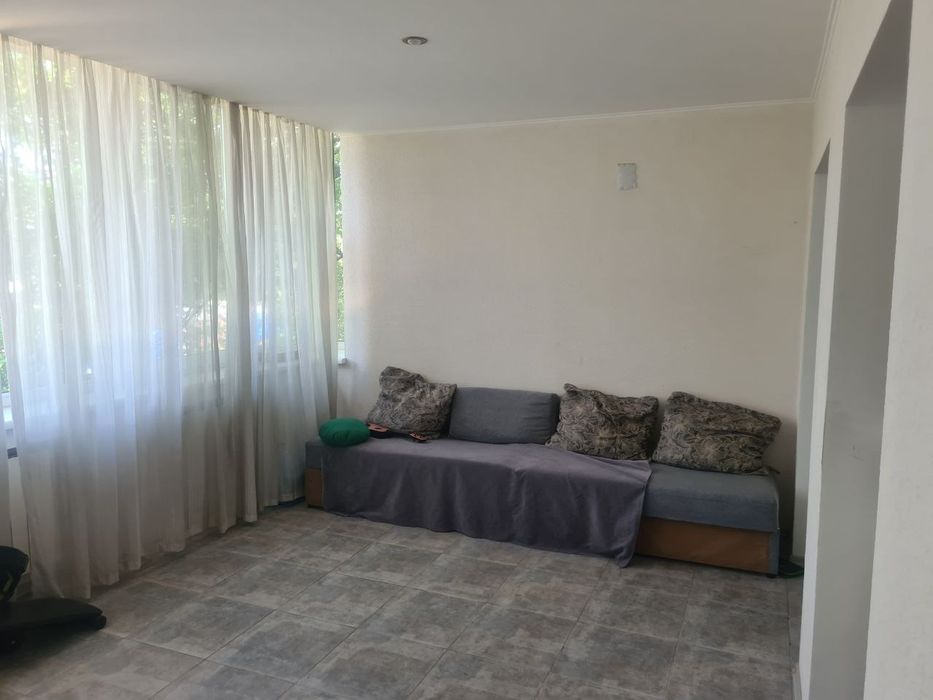 Здание 520м под комерцию