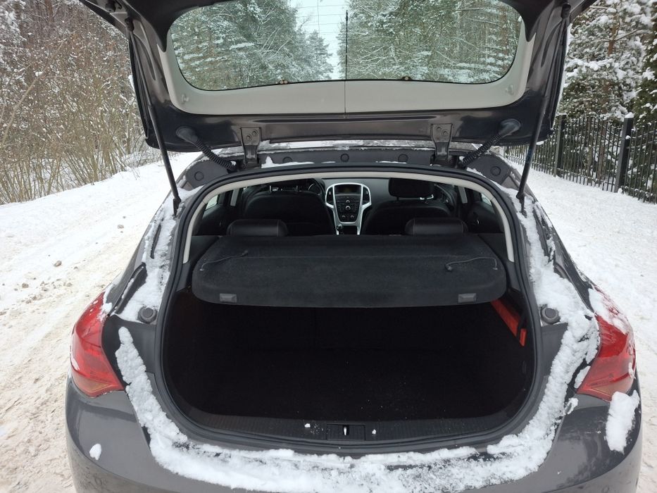 Opel Astra J benzyna po liftingu