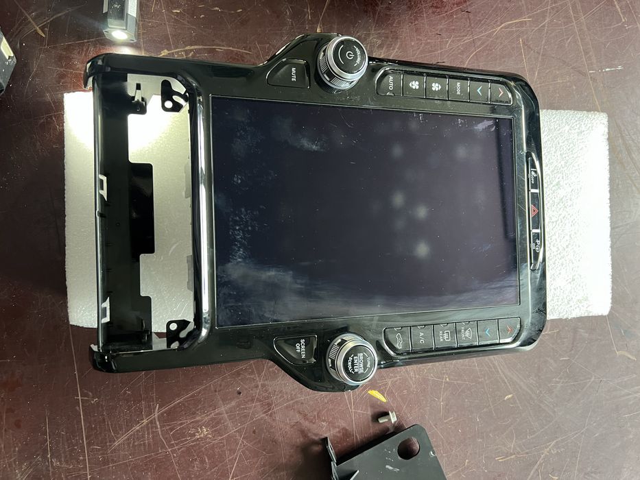 ДИСПЛЕЙ DODGE RAM 2019-2022 P68312620AF