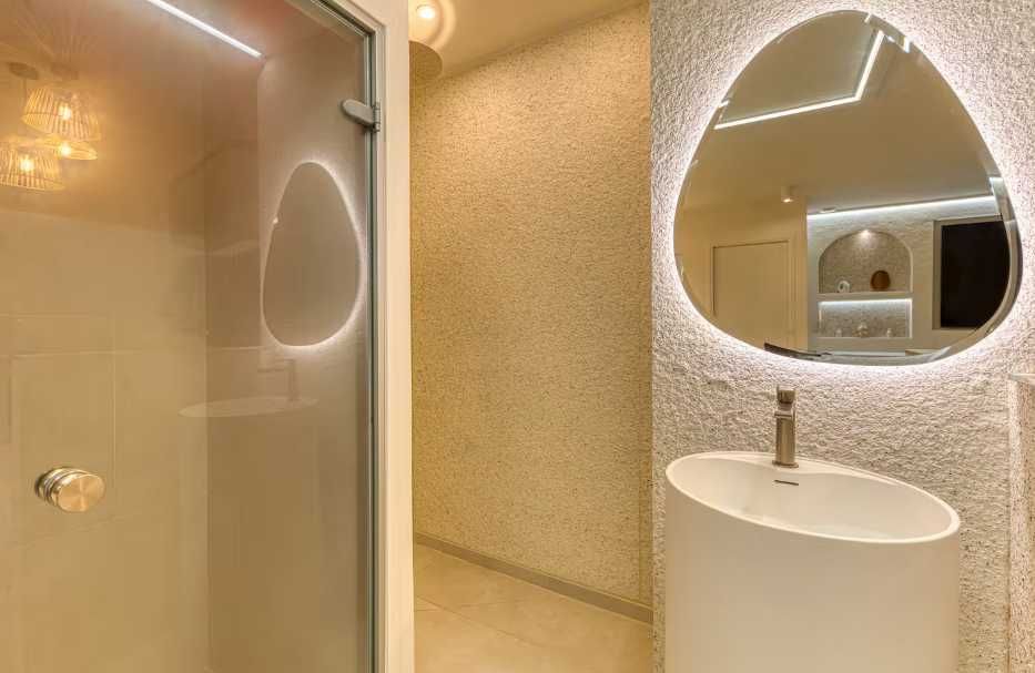 Prywatny Apartament z Jacuzzi i Sauną w Centrum Miasta z Parkingiem
