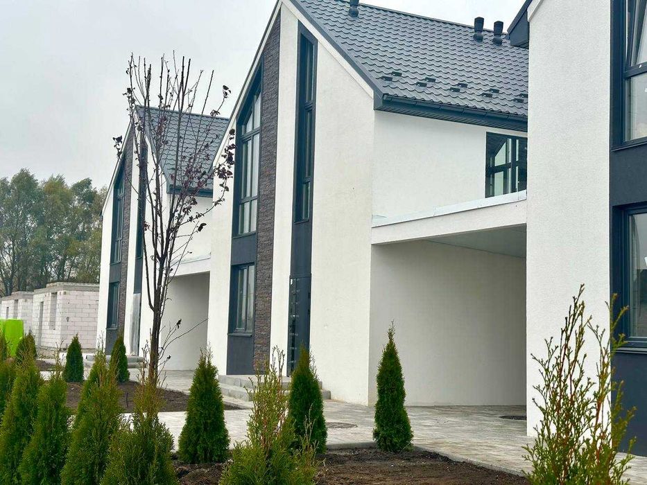 Продаж котеджу таунхаусу дуплексу в с.Погреби. Будинок 100 кв.м