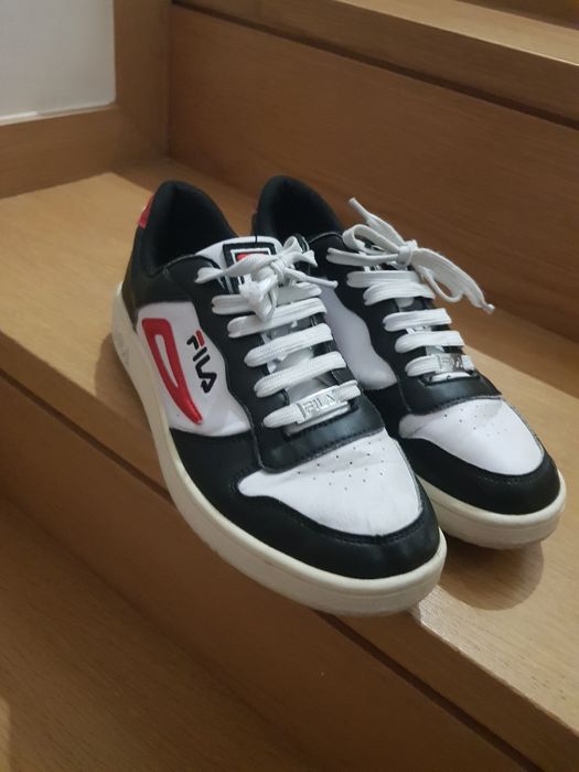 Sapatilhas Fila Tamanho 39