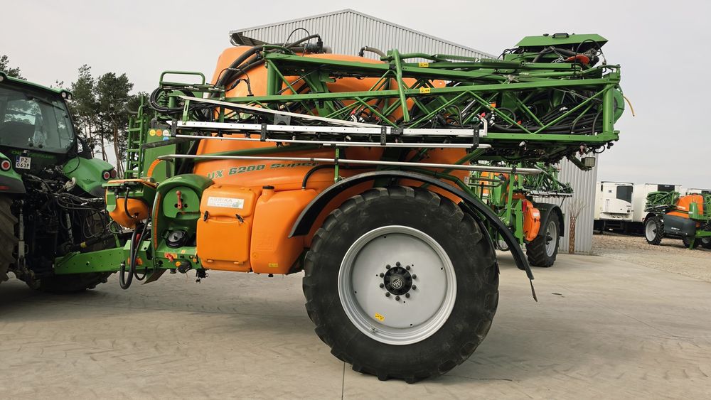Opryskiwacz Amazone UX 6200 Super
